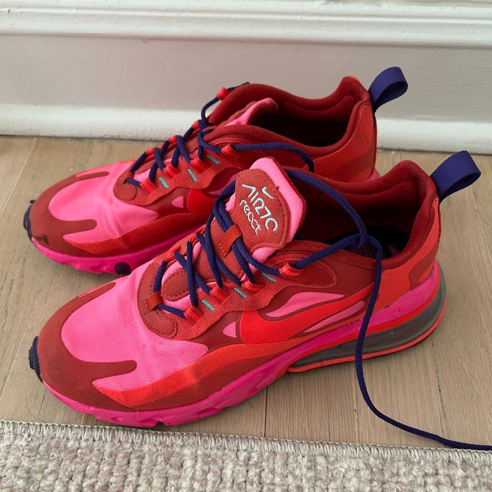 Nike Air Max 270 React in Mystic Red/Pink Blast/Habanero Red/Bright Crimson SZ 8